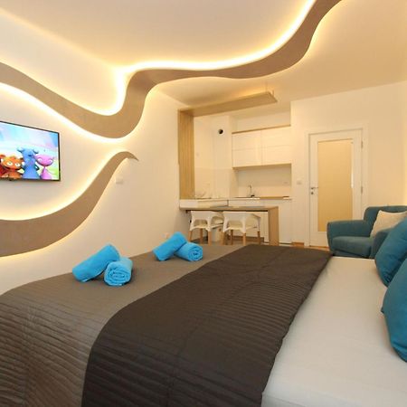 Riviera New Belgrade Apartment, Parking 5 Eur Per Day ภายนอก รูปภาพ