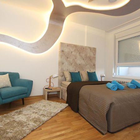 Riviera New Belgrade Apartment, Parking 5 Eur Per Day ภายนอก รูปภาพ