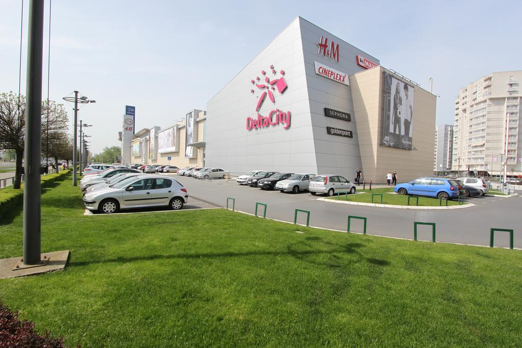 Riviera New Belgrade Apartment, Parking 5 Eur Per Day ภายนอก รูปภาพ