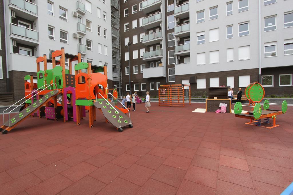 Riviera New Belgrade Apartment, Parking 5 Eur Per Day ภายนอก รูปภาพ